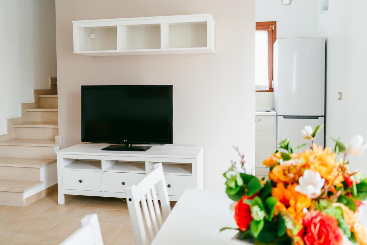 Easysleep Fiumicino Apartment Ngoại thất bức ảnh
